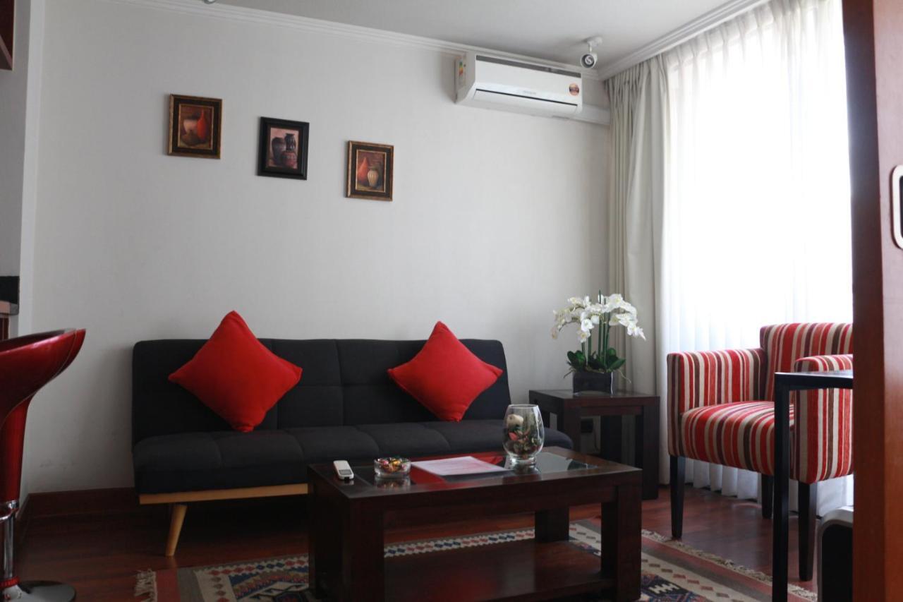Austral Rentahome Santa Beatriz Santiago Exterior photo